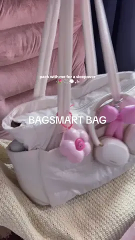 my fave travel bag 🥹💗 @BAGSMART Store #bagsmart #bagsmarttotebag #bagsmartspacesaver #bagsmarttravelbag #bagsmarttravel 