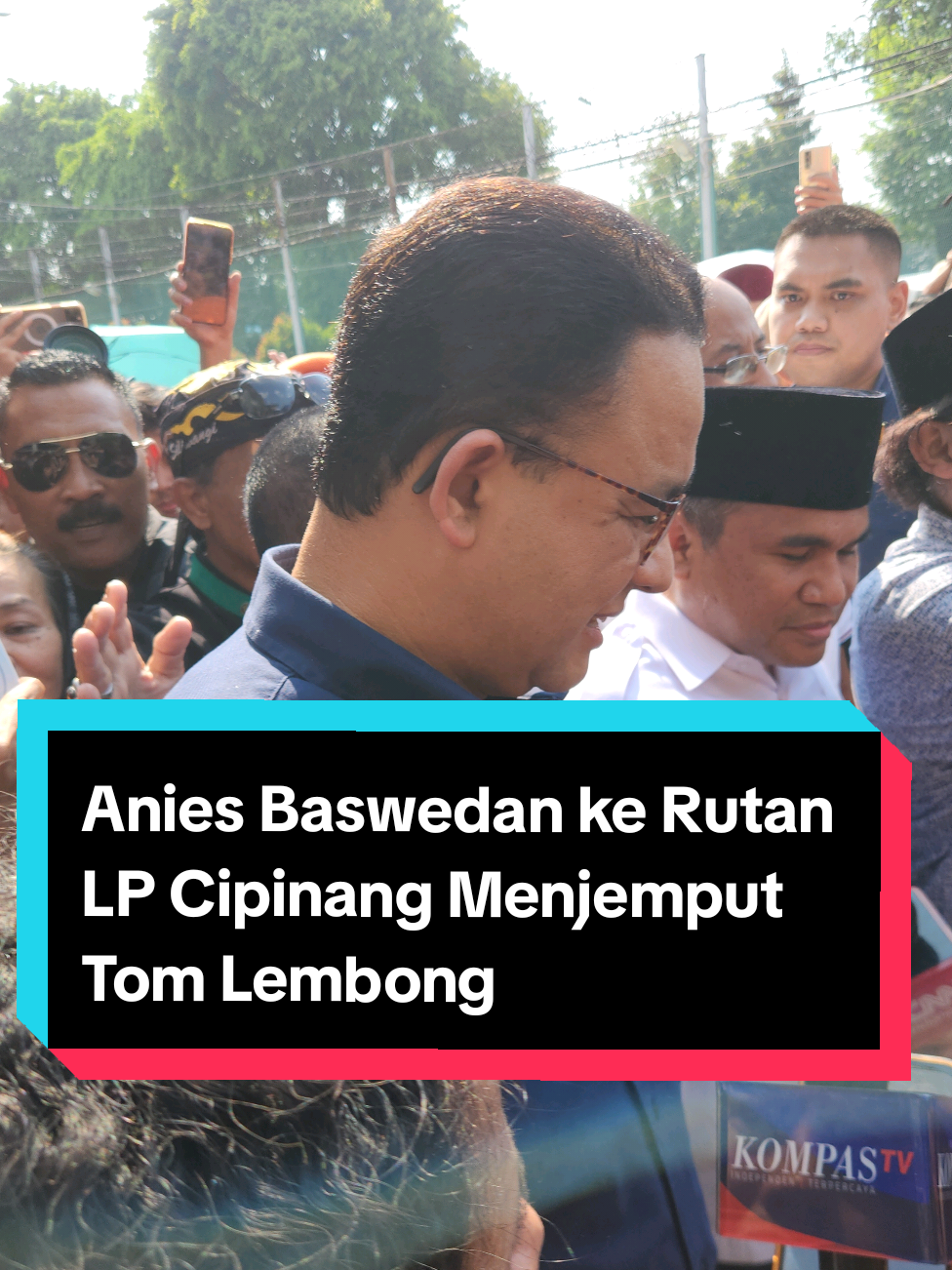 Anies Baswedan bersama beberapa tokoh seperti Refly Harun, Said Didu menyambangi LP Cipinang untuk menjemput Tom Lembong. Seperti yang diketahui, Tom Lembong mendapatkan Abolisi dari Presiden Prabowo atas vonis PN Jakpus 4,5 tahun. #tomlembong #aniesbaswadan #abolisi #fyp #viral 