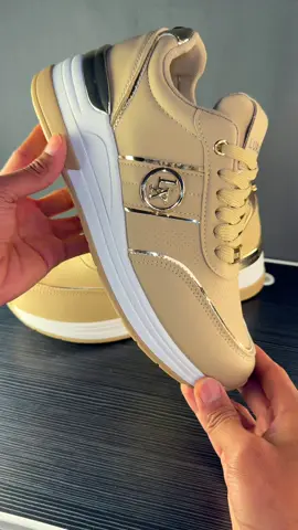 Sepatu Sneakers Wanita Kekinian LUXUS YUQI ‼️🔥❤️#sepatusneakerswanita #sepatuwanita #sepatucewek #sepatuori 