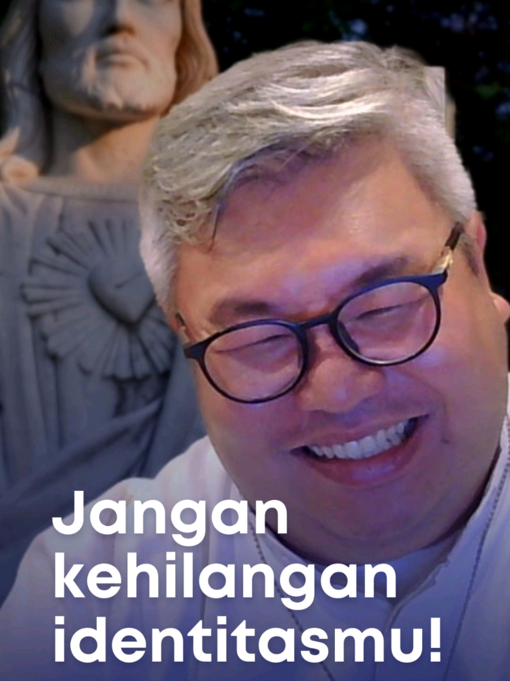 Ketika dunia mencoba mengubahmu, ingat siapa kamu di dalam Kristus. Jangan kehilangan jati dirimu sebagai anak-Nya!  #iman #pengharapan #kasih 