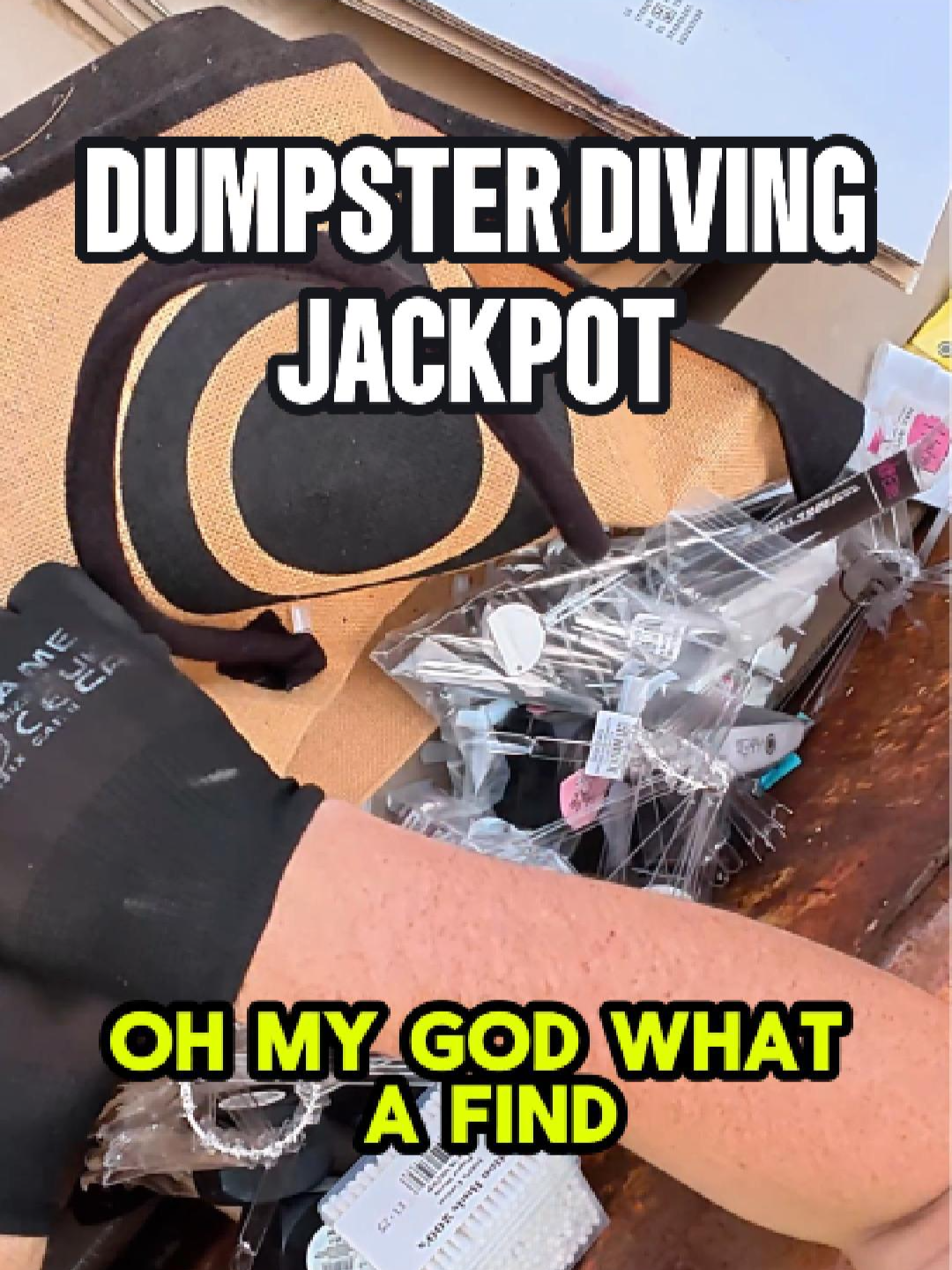 NAIL TECH FIND DUMPSTER DIVING UK JACKPOTS, #DUMPSTER DIVING #DUMPSTER DIVER #RECYCLING #CHARITY #FRUGAL #FOODWASTE #REUSE #RUBBISH #WASTE #SKIP #DUMPSTER #DIVER #FREE #FIND #FOUND #SCRAP #CURBSIDE #climate #climate change #environment