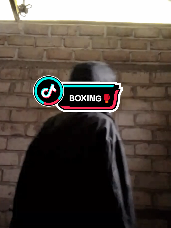 #shadowboxing #footwork #boxing🥊🥊 #shadow #BOXING #fyp #🦂 #tik_tok #🇱🇹 #🇵🇰 #