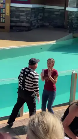 Funny marine clown #lol #tomthemime #tomtheseaworldmime #totanthemime #thebestoftom #fyp #tiktok #foryou #for 
