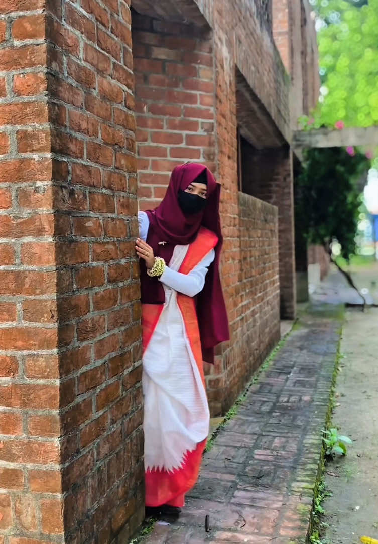 Gulbahar❤️... #video #viral #fpyシ #unfrezzmyaccount #tiktok #foryou #song #views #mahafujamoon #saree #hijab #capcut 