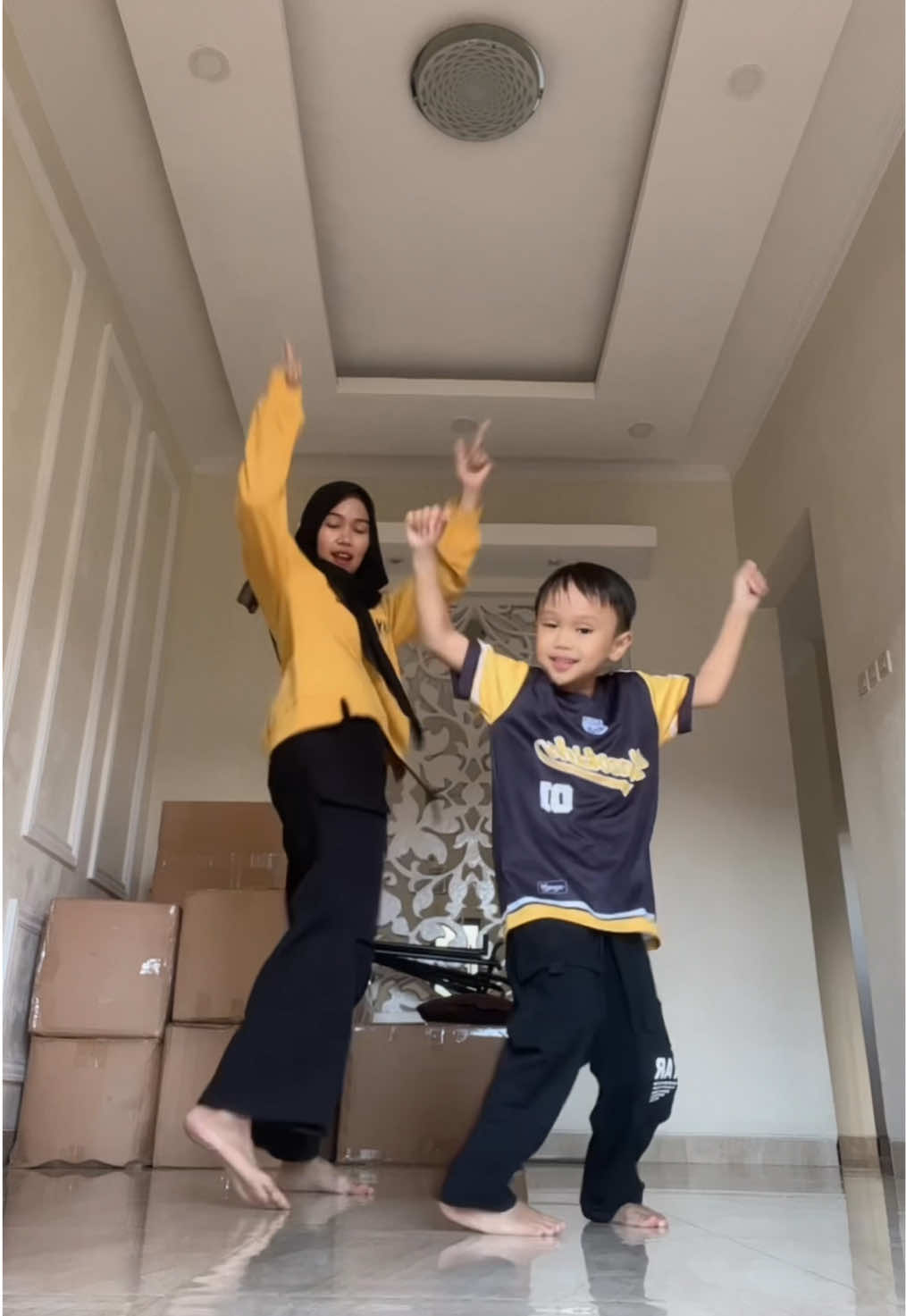 Mungkin inilah rasanya suka pada dirinya sii ungu mungil ini 💜