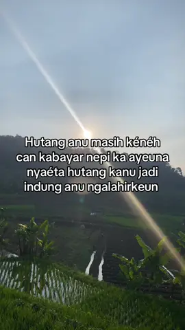 Hampura mah can tiasa ngabungahkeun  #storywa #storysunda #storysunda🍁 #storysunda🥀 