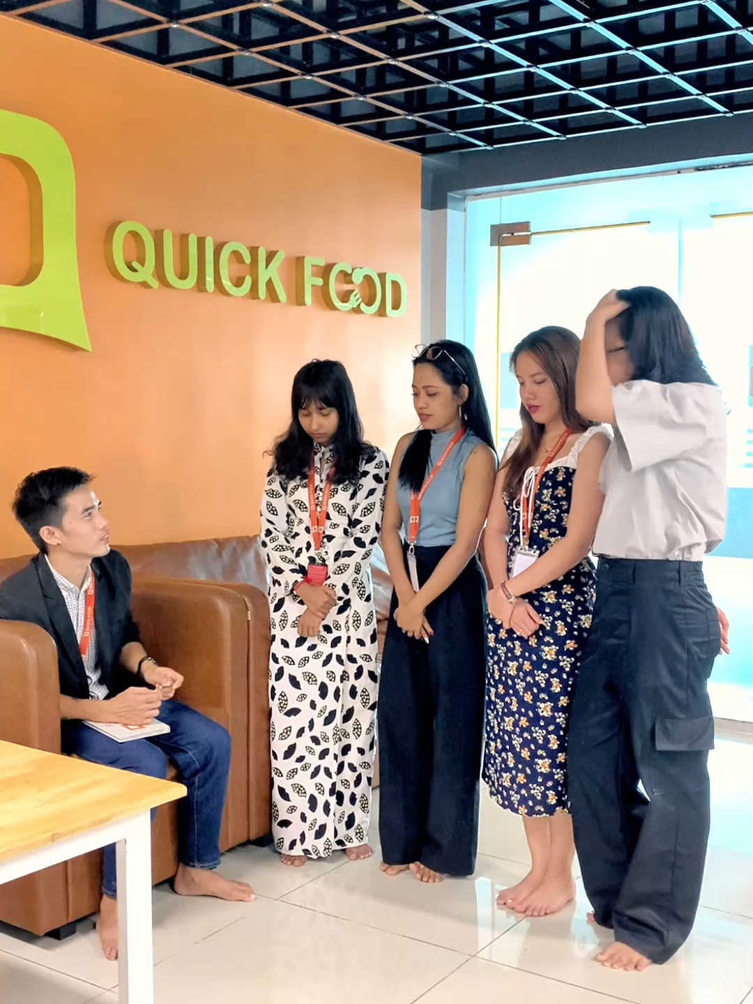 ကွစ်ကွစ်တို့ကတော့ ဒီလိုပဲ 🤣 သူငယ်ချင်းတို့ရုံးမှာရော... #quickfood #quick #fooddelivery #fyp #foryou #ရောက်ချင်တဲ့နေရာရောက်👌 #funny #viral #တင်ချင်ရာတင်မယ်