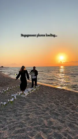 So in love 🥹🥰 #ProposalIdeas #Engaged #EngagementSeason #SheSaidYes #WeddingTok #SurpriseProposal   #TikTokCouples #CoupleReels #LoveGoals #DreamyProposal #ProposalVideo #InspoForYou   #RomanticProposal #PerfectMoment #TikTokTrending #StorybookProposal #engagementinspo #proposal #engagement #couple #fyp #viral 