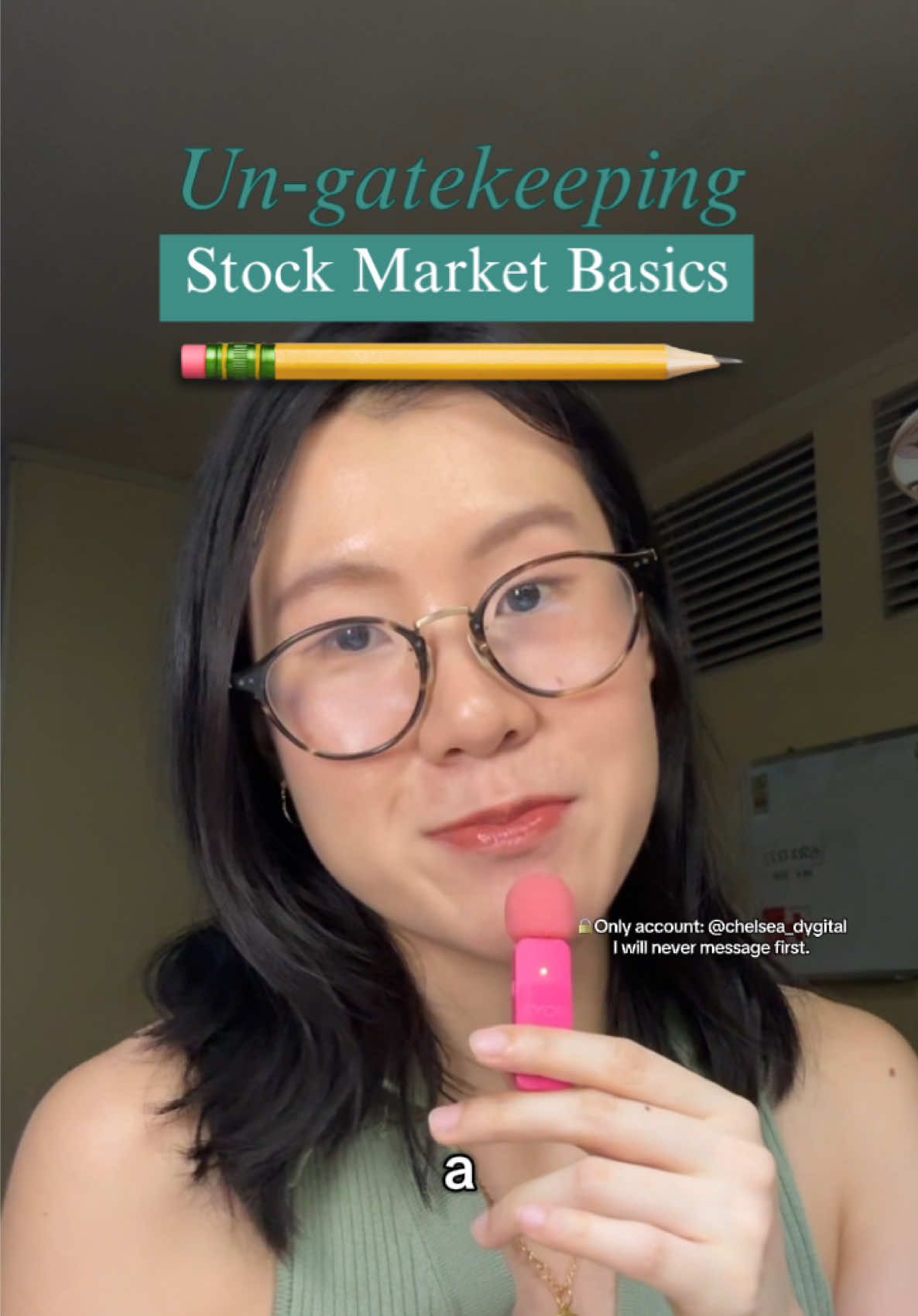 What stocks should you invest in as a beginner? 📚📈 #money #fyp #foryou #tiktokph #personalfinancetips #investing #finance 