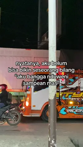 hahaa😄#trukmaniaindonesia #trukstory #truklovers #trukoleng #conkirpan_ #drivermuda #fyp 