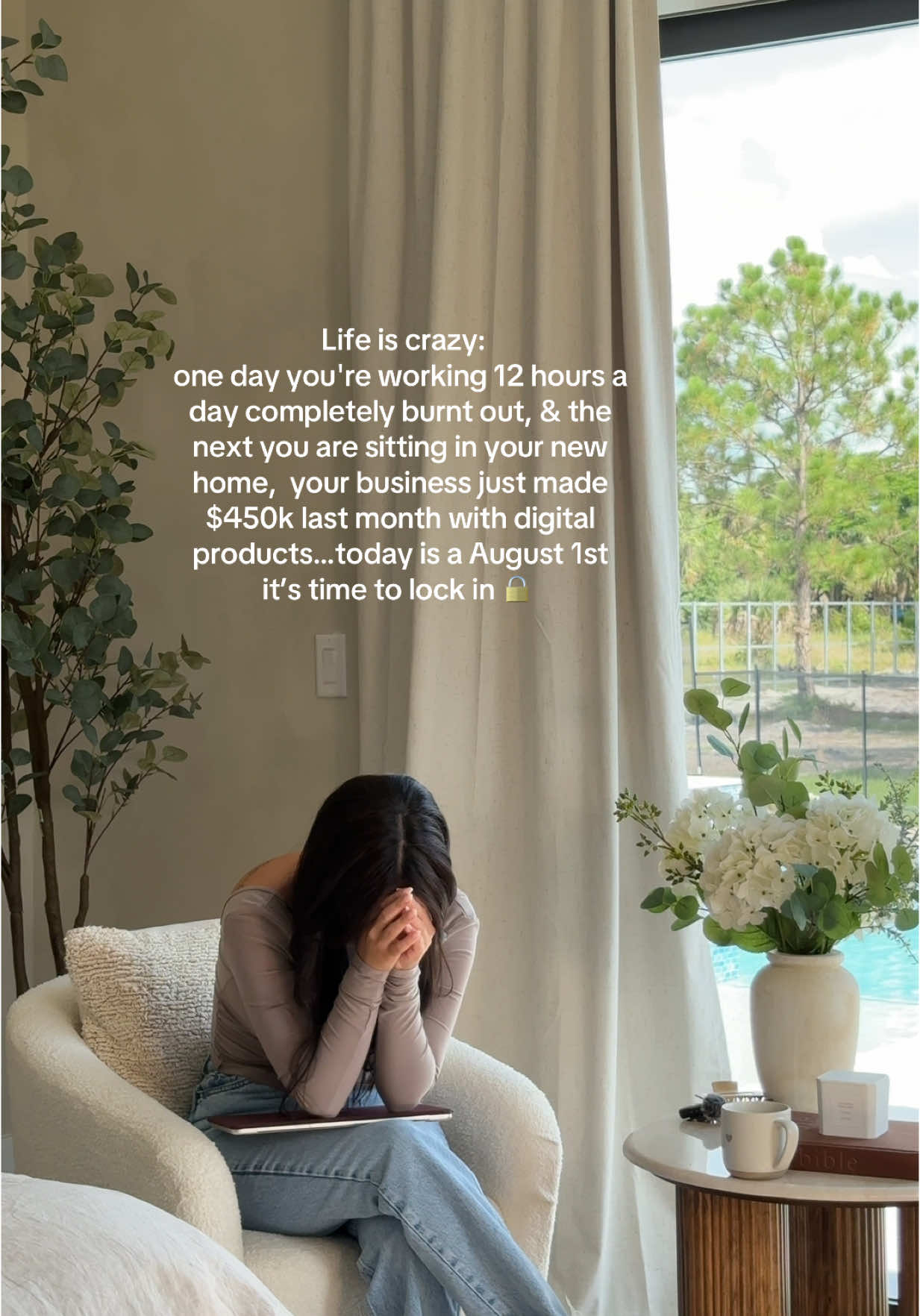 Ready lock in? 🔒  I still remember the version of me that was overworked, exhausted, and questioning if this would ever be worth it. safe to say it was 🤍 DM me info: to learn exactly what I do & how you can do it too 🙏🏼 