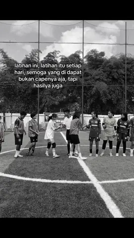 #4u #foryou #fypシ゚viral #cewebola #mainbolacewek🥶 #futsalcewe #futsalindonesia #cewebola #fypin #lewatberanda #lewatberandafypシ 
