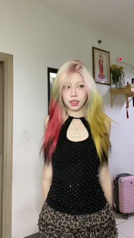 khen áo đẹp thì sẽ rep =))) @Oama Room 