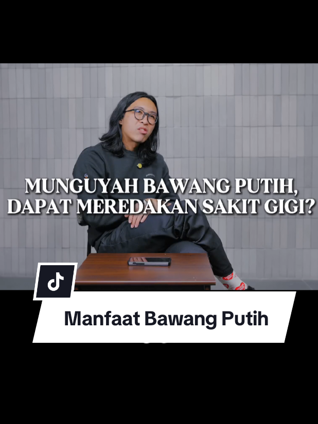 Bener gak sih bawang putih itu nyembuhin sakit gigi??  Yuk simak penjelasannya..  #mitoskesehatan #faktakesehatan #edukasikesehatan #videopendek #tiktokdokter #infokesehatan #kontenedukasi #kesehatanumum #viral #fyp 