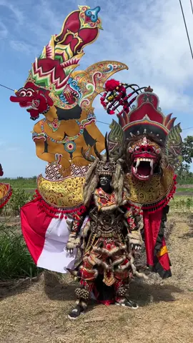 BEC JARANAN BUTO  Suka Jaranan angkat tangannnn… #jaranantiktok #jaranan #becjaranan #jarananbanyuwangi #jarananbuto #kostumjaranan #sewabajukarnaval #karnaval #bwi24jam #kostumkarnaval @KW_art 