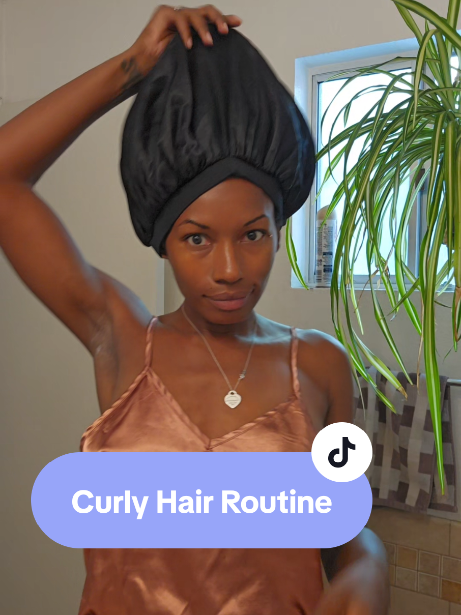 What's your morning curly hair care routine? Mine actually start before bed! I put my hair in a loose high ponytail and throw my bonnet on for a quick shake n go in the a.m. 