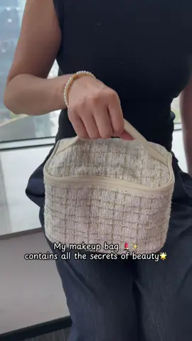 The little universe in the makeup bag✨💄: Start your beautiful adventure#life #tiktok #bag #baglover 