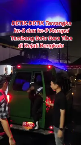 Tampang tersangka ke -8 dan ke-9 Kasus Korupsi Tambang Batu Bara Tiba di Kejati Bengkulu... #kejaksaan #korupsi #tambangbatubara #korupsipertambangan #fyp