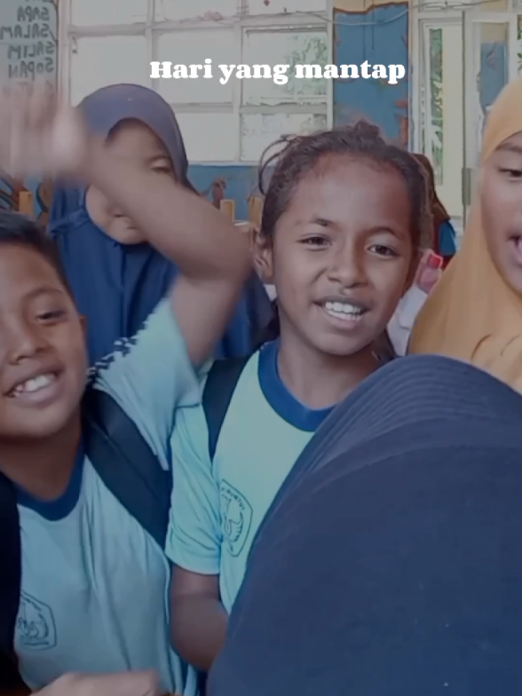 Haaa… HARI YANG MANTAP! 🔥 Bareng bocil-bocil semangat belajar, ketawa bareng~ Gak ada kata lelah kalau udah kayak gini vibes-nya! #HariYangMantap #GuruCeria #BelajarAsyik #ReelsSekolah #povguru 