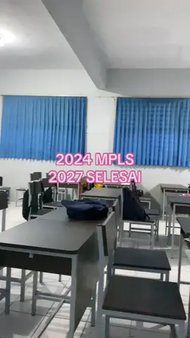 cepet bgt gilaaa#fyp #sekolah #lewatberandafyp 