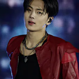 jay x bmw🔥🔥🔥 i wanna make a heeseung vers of this trend, should i?😭// ib:@linouuus scp:@aerynnqz #parkjongseong #enhypen #engene #aftereffects #_litzyyz #fyp #edits #jayedit #bmw @enhypen jay and bmw edit