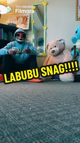 LABUBU SNAG!😂 #labubu #fyp #furryliciousraptorx @Dustinsims for sound 