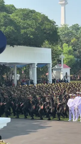Kenang2an Praspa 2025  Angaktan25 Darat,laut,udara & polri dengan jumlah yg berbeda dari tahun sebelumnya. Luar biasa..  Semoga Berguna Bagi Nusa dan Bangsa  #adiosamigo #taruna #akmil #daratlautudara #polisi 
