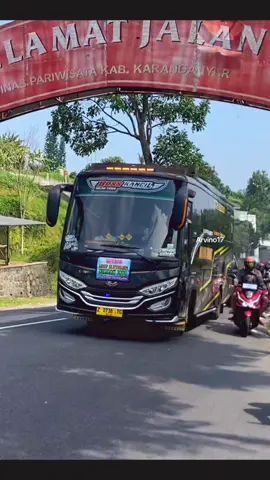 BUKIT BERBUNGAN KELOK 8 TAWANGMANGU #videobus#videobuscinematic #tawangmangu #basuri #kelok8tawangmangu #fypシ゚viral #delikatrans #delikatransbosskancil #bustasikmalaya 