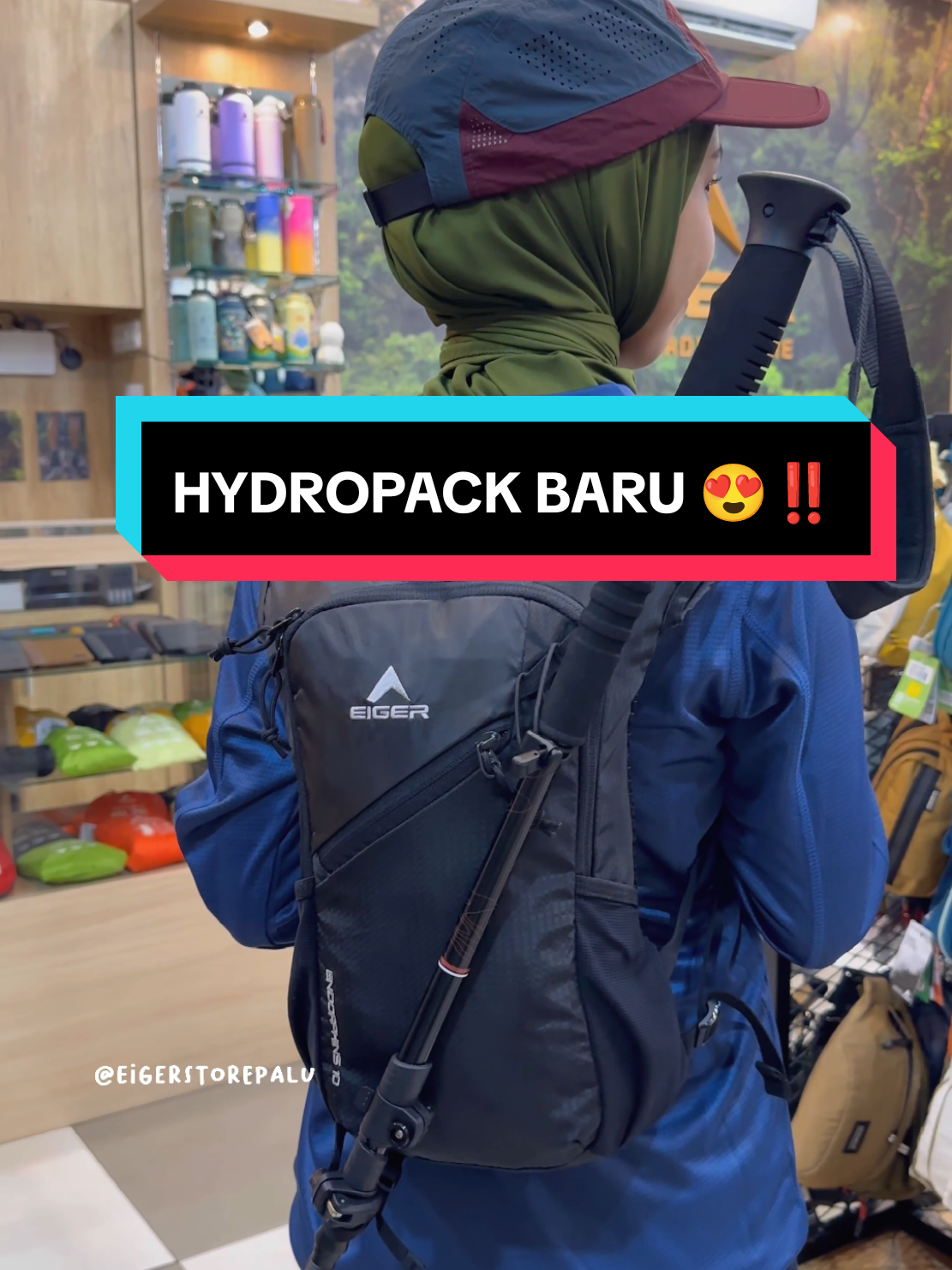 Hydropack baru nih 😍‼️ - ✓ EIGER ENDORPHINS 10L Art. 910010871 -- Tetap fokus dan ringan saat berlari dengan menggunakan Endorphins 10, rompi lari dari EIGER Mountaineering yang dirancang khusus untuk kenyamanan, kepraktisan, dan performa maksimal. Dibuat dari bahan yang ringan dan breathable, rompi lari ini mendukung pergerakanmu menjadi lebih leluasa. Untuk membantumu tetap terhidrasi selama berlari, tersedia tali loop untuk memuat kantong air berkapasitas 1 liter dan dua kantong khusus untuk soft flask 500 ml. Untuk barang-barang kecil dan penting, terdapat kompartemen dengan ritsleting tersembunyi serta saku tambahan yang mudah diakses. Selain itu, pengikat running pole-nya pun dilengkapi tali yang bisa disesuaikan sehingga membuat rompi ini cocok juga untuk lintasan trail yang menantang. Dimension 22 x 12 x 37 cm (Vol 10L) Fitur • Kompartemen utama dilengkapi pengait kantong air berkapasitas 1 liter • 2 saku samping • Saku depan • Pengikat tongkat lari • Backsystem yang nyaman dengan jala bersirkulasi • Saku pada bahu untuk soft flask berkapasitas 500 ml, snack, dan ponsel • Tali dada yang dapat diatur • Peluit -- #EigerAdventure #EigerTropicalAdventure #ExploreToShare #AdventureToShare #eigermountenering #eigerianpalu #eigerstorepalu #eigerproduct #eigercatalog #eigerhydropack #tashydropack #taslari #trailrunning #trailrun #infopalusulteng #likepalu #soalpalu  #infojualbelikotapalu  #sekitarpalu
