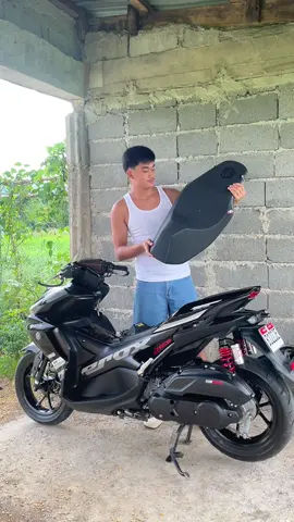 Racing seat for AEROX V1/V2 (available na sa yellow basket mga boss) 