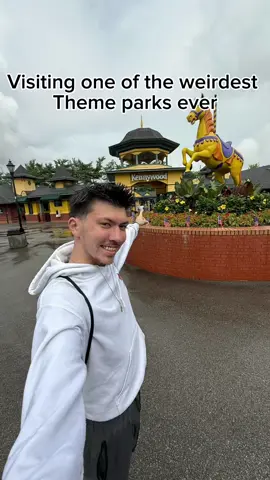The weirdest theme park I’ve visited #kennywood #pittsburgh #themepark #fyp 