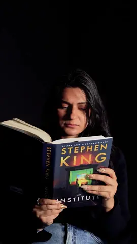 What if your worst nightmare became real? 😨 Stephen King's The Institute isn’t just a story anymore – it’s alive. Dark. Gripping. Uncomfortably close. For the first time ever, King is Executive Producer – so expect horror, exactly the way he imagined it. 💥 Episode 04 is out now. New episodes every Friday. Only on blue Play. #TheInstitute #StephenKing