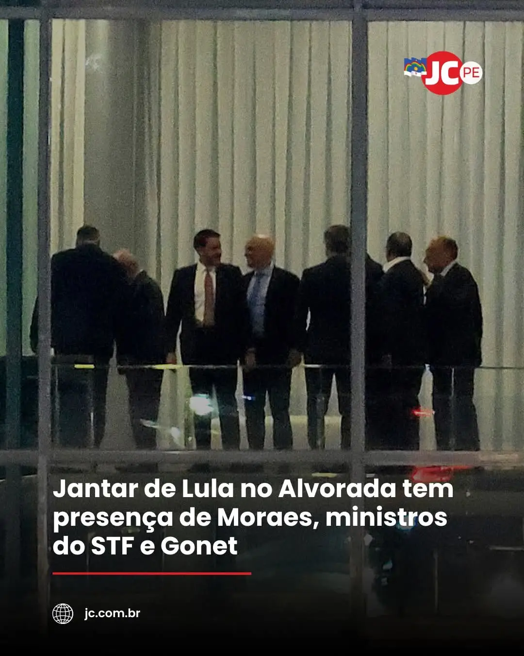 Em qualquer país sério e realmente democrático, jamais juízes duma suprema corte teriam qualquer contato com políticos! Se um juiz nos EUA apenas  telefonar para um político, vira um escândalo nacional. FORÇA POVO BRASILEIRO🇧🇷🇧🇷🇧🇷✍🏻