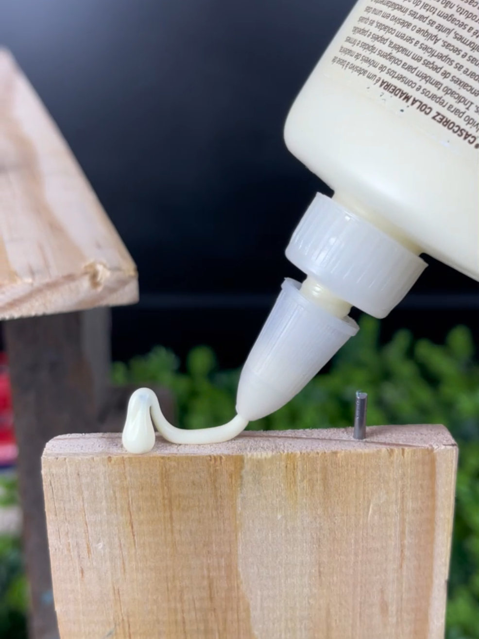 An easy way to join two boards  Strong, simple, and straight to the point #WoodworkingTrick #BoardJoin #DIYFix 