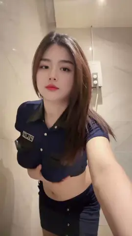 mau di culik bu polici?