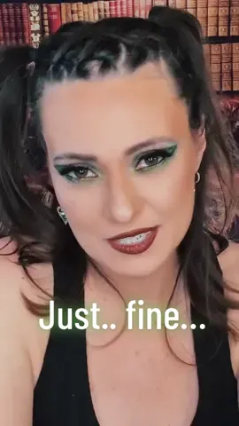 Be positive and never give up #fentysuperbrandday #annafeketemustafa #keepgoing #inspireothers #makeup #kindness 