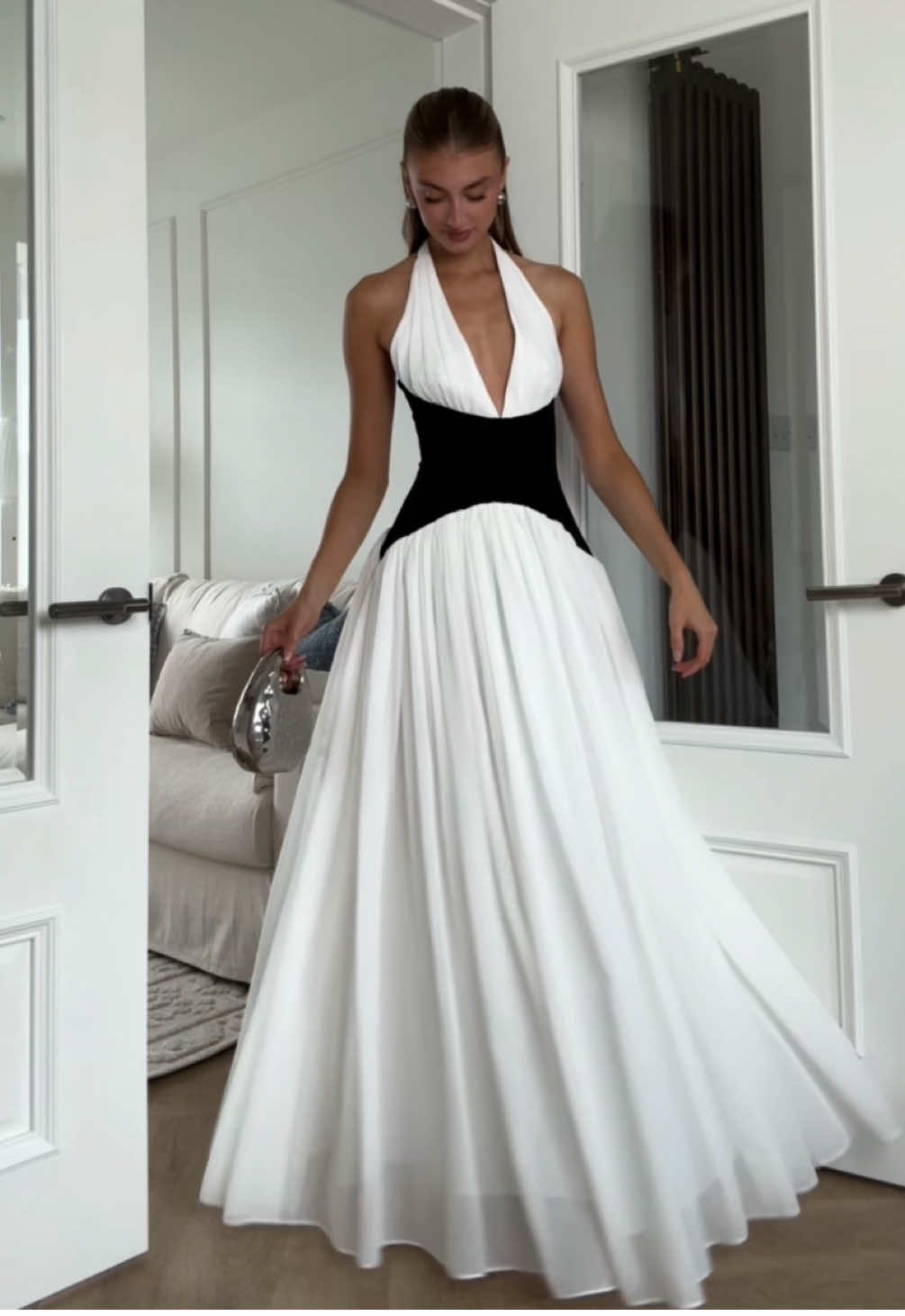 The dress that says it all ✨ @robyn in our ‘Harlowe Dress’