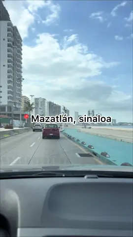 🌊 Malecón de Mazatlán Uno de los más largos del mundo, con atardeceres que enamoran 🌅 🎥 Disfruta esta vista única del Pacífico desde el corazón de Sinaloa 🇲🇽 #mazatlansinaloa #mazatlan #tucasaenmazatlan #angellizarraga #playasmexicanas #perladelpacifico #casa  📍 ¿Te gustaría invertir en Mazatlán? Contáctame 📲 Ángel Lizárraga Tu asesor inmobiliario en Mazatlán 📞 669 224 6908