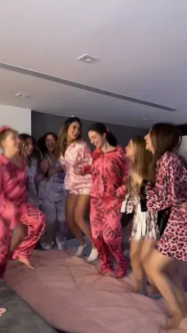 girls night 💗💗 
