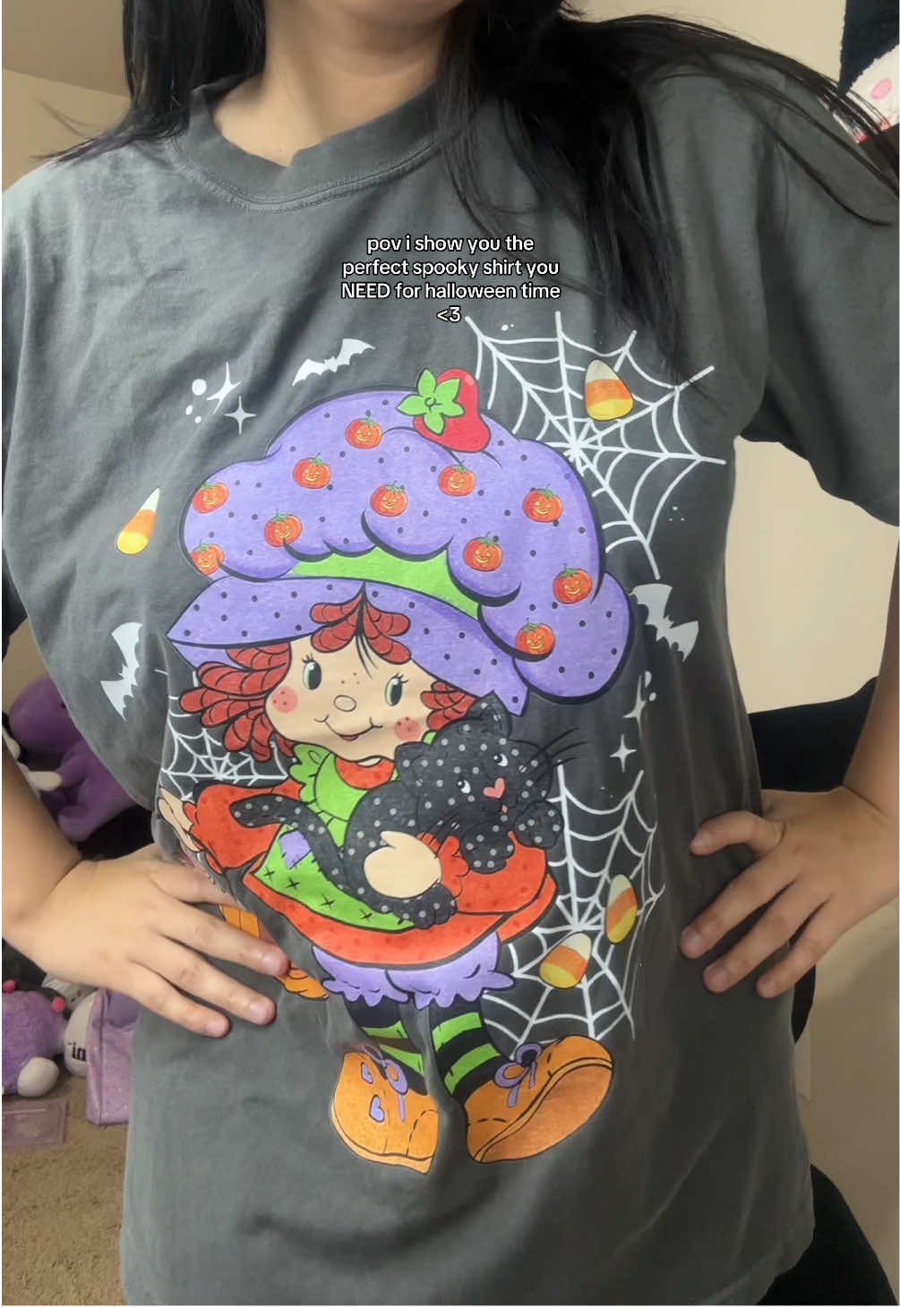 besties it’s so cute how can you resist 😭😭 #strawberryshortcake #halloweenshirt #spookyshirt 