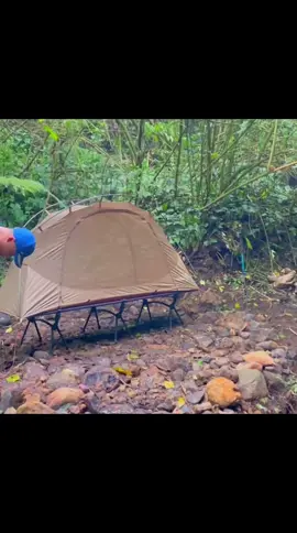 SOLO CAMPING IN HAVY RAIN ❄️ #adventure #camp #shelter #forest #camping #build 