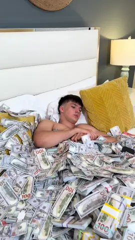 Morning routine 😜💸 #CashDrop #MoneyRain #TikTokMoney #LuxuryVibes    #RichEnergy #ReelItIn #MrMiamiCash   #MotivationMoney #TikTokReels #ViralVideo
