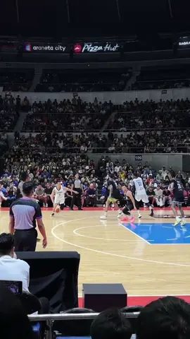 #gilaspilipinas #basketball @Chris Newsome @Dwight Ramos 