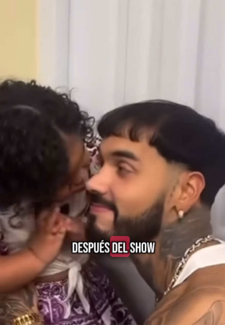 Anuel lo dejo claro no quiere nada con yailin y le dio su valor a laury su esposa 😱🔥 #anuel #anuelaa  #yailinlamasviral  #parati  #fyp  #historiareal  #actualidad 