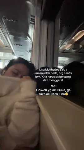 Akibat kreta jomplang, perjalanan ke smg jadi 14 jam, berujung gabut 🥲 @Mukherjee Lilulina #trend #fyp #linamukherjee #fyppppppppppppppppppppppp #fypシ゚viral #kereta 
