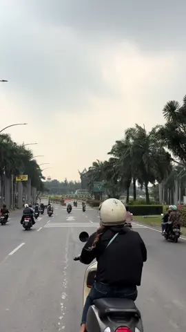 Harapan indah ,satu kota yg di apit sama dua kota #harapanindahbekasi #berandalagi #foryoupage #flyoferalianda #jaktim #jakut #infobekasi
