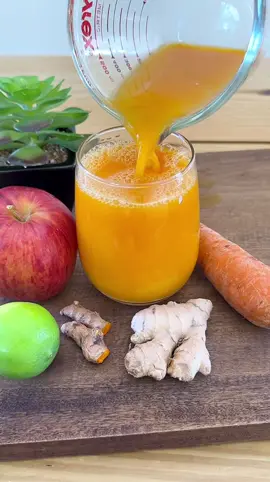 Ponle a la manzana, zanahoria , jengibre , limón y cúrcuma… #fypppppppppppppppppppppp #parati #fyp #paratiiiiiiiiiiiiiiiiiiiiiiiiiiiiiii #batidosaludable #batiiditoo 