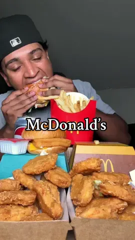 Trying McDonald’s for the first time @McDonald’s #mcdonalds #mcdonaldsmukbang #mcnuggets #bigmac #asmr #mukbang #eating 