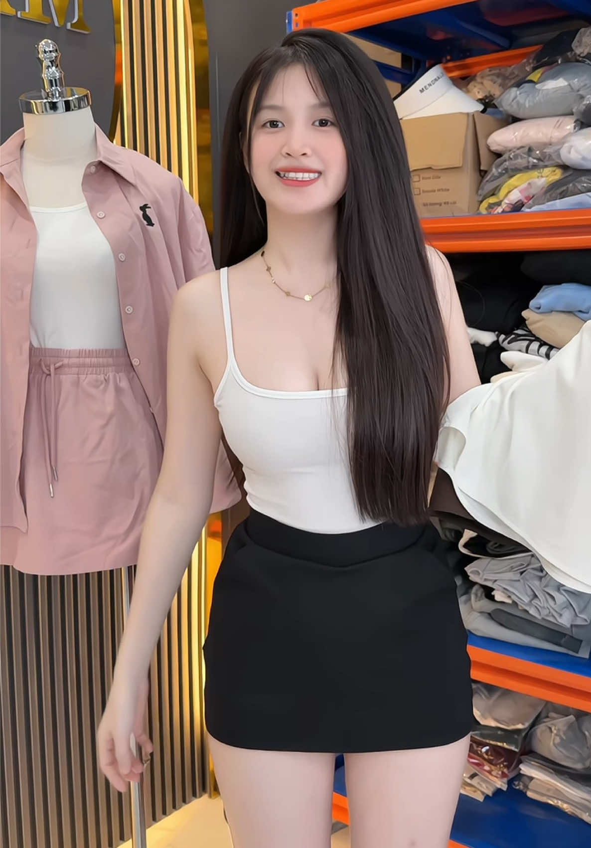 Chân váy nữ