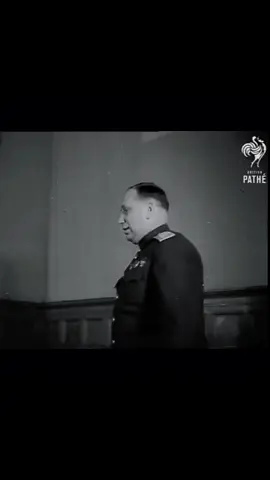 Rusia; wafat pada 28 Februari 1968, di Moskwa, Uni Soviet) adalah seorang pemimpin militer Uni Soviet, kepala marsekal artileri (1944)[1],[2] dan Pahlawan Uni Soviet (7 Mei 1965). Ia menjadi komandan pasukan artileri Tentara Merah dari 1941 sampai 1950. Voronov mengkomandani artileri Soviet pada Pertempuran Stalingrad dan merupakan perwakilan Stavka untuk berbagai front pada Pengepungan Leningrad dan Pertempuran Kursk. Ia juga berjuang dalam Perang Saudara Rusia, Perang Polandia-Soviet dan Pertempuran Khalkin Gol, serta menjabat sebagai penasehat untuk Tentara Republik Spanyol pada Perang Saudara Spanyol#tniindonesia🇮🇩 #History #CapCut #fyp #sejarah #promoseruweekend #ww2 @Hugo_sperrle88 @𝒢ℴ𝓋ℴ𝓇ℴ𝓋☭𝒦ℴ𝓃ℯ𝓋『𝓘𝓜𝓕𝓒』 @kohebb @History gens 🇮🇩 @ᴿᵉʸⁿᵃˡ𝙈𝙞𝙡𝙞𝙩𝙖𝙧𝙮•『IMFC』 @HISTORY📖🌎🧭 
